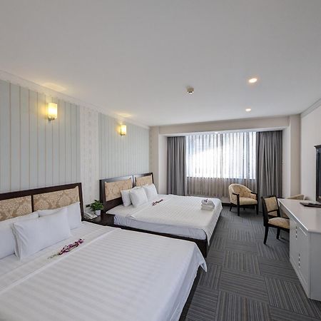 Dong Kinh Hotel โฮจิมินห์ซิตี้ ภายนอก รูปภาพ