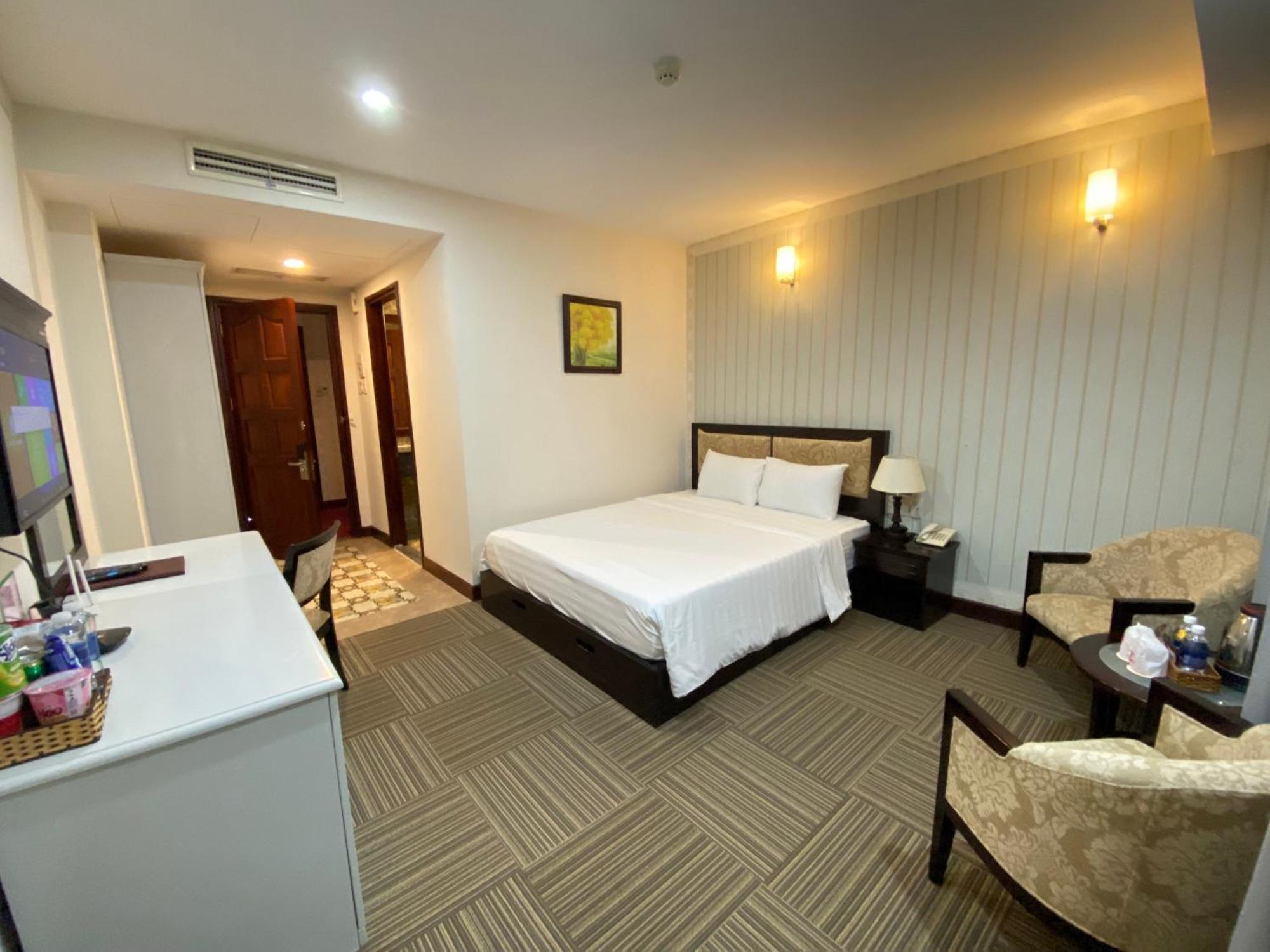 Dong Kinh Hotel โฮจิมินห์ซิตี้ ภายนอก รูปภาพ