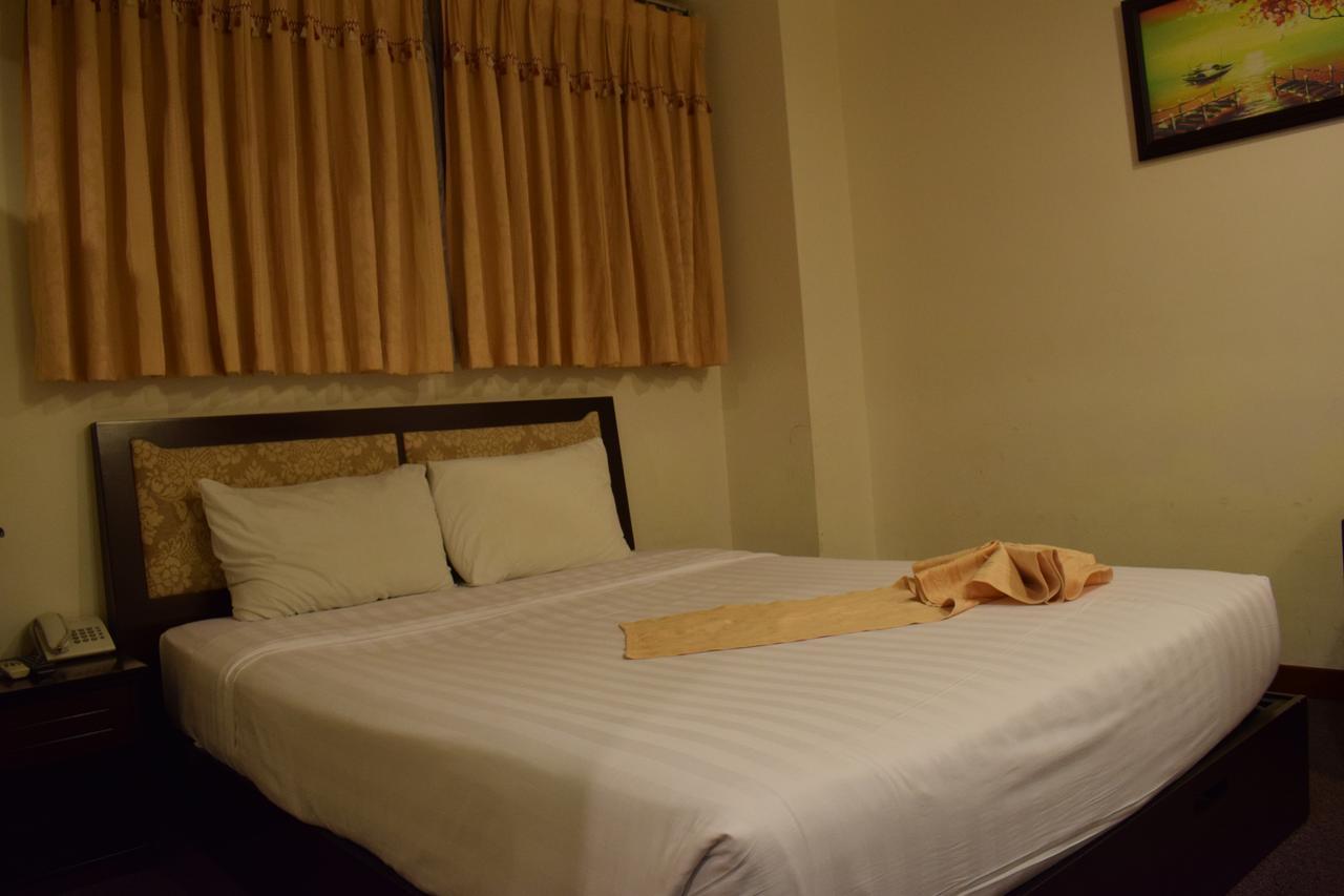 Dong Kinh Hotel โฮจิมินห์ซิตี้ ภายนอก รูปภาพ